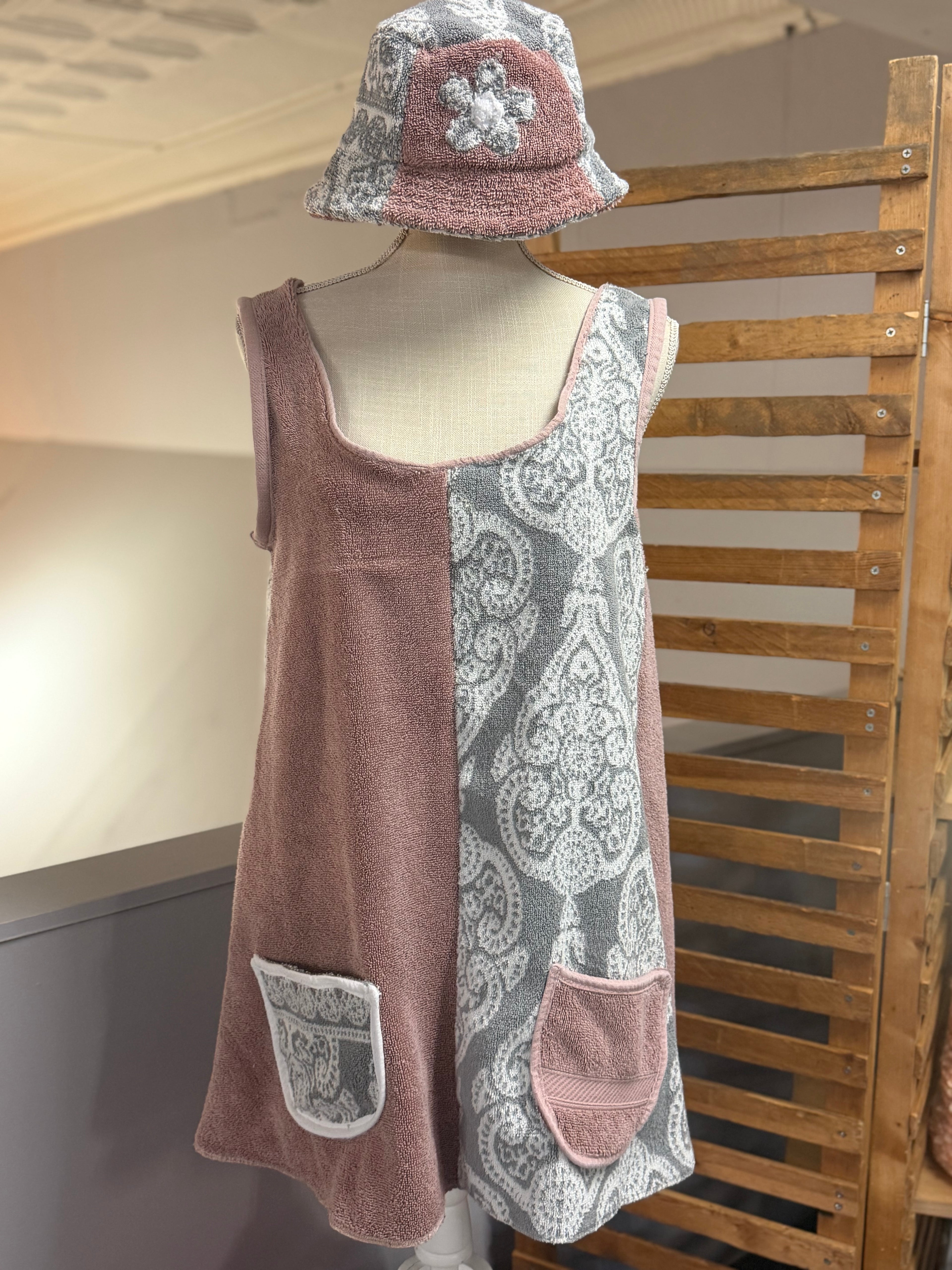 Pink-Gray Paisley Towel Dress M