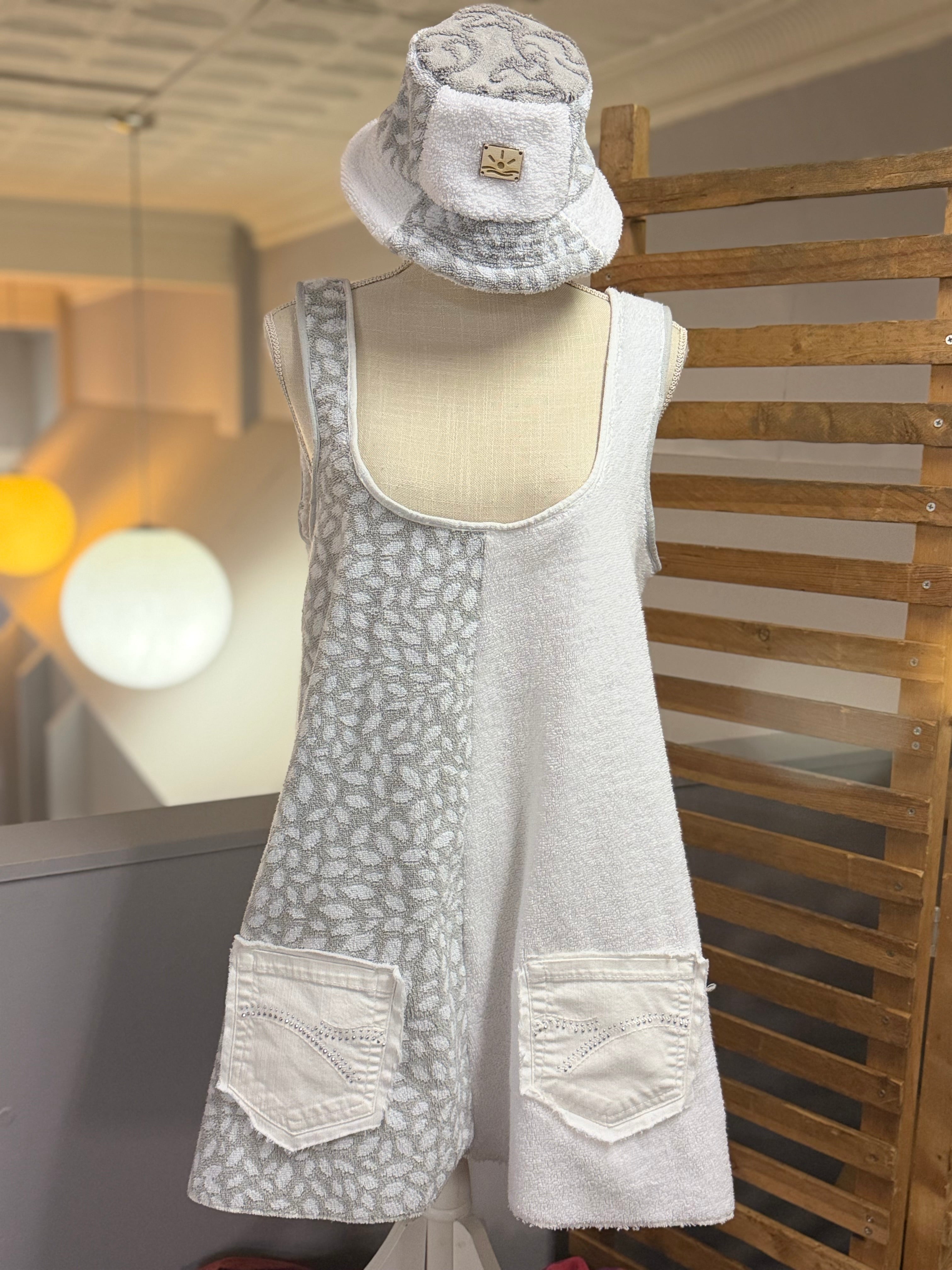 White-Gray Towel Dress L